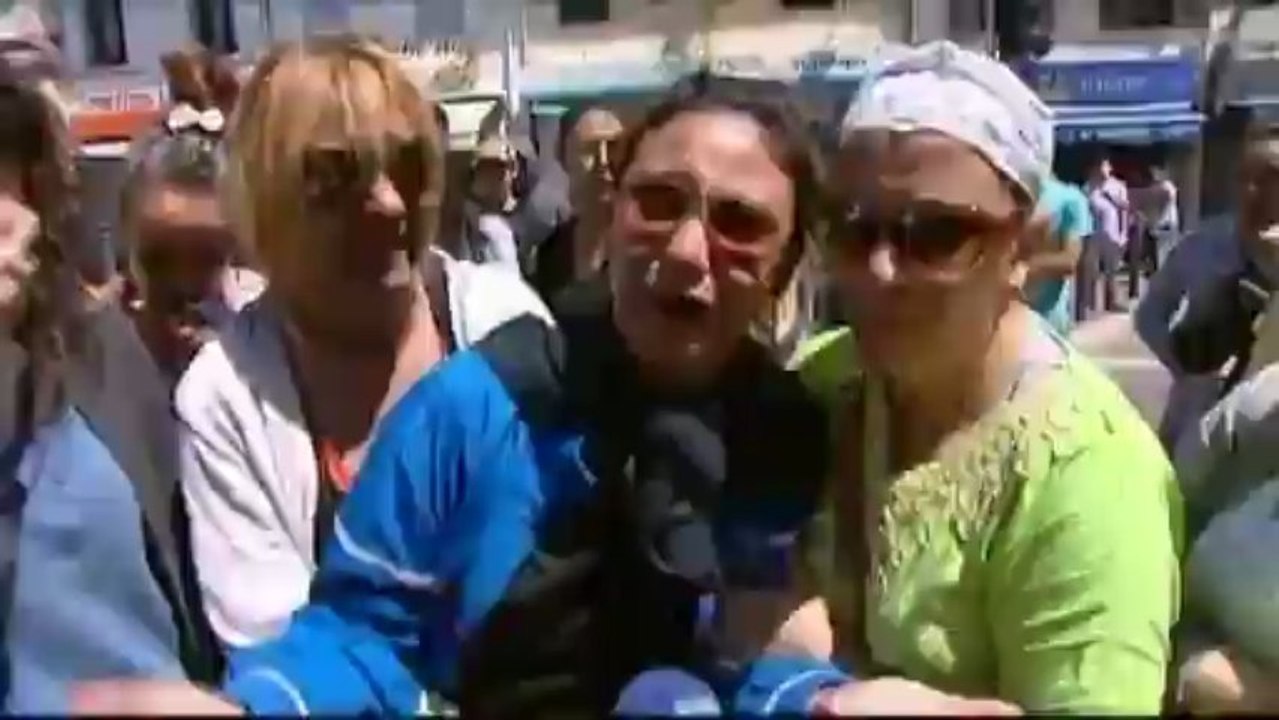 La marche blanche des mères dans un quartier de Marseille contre la violence