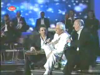 Adnan Şenses - neden saçların beyazlanmış arkadaş