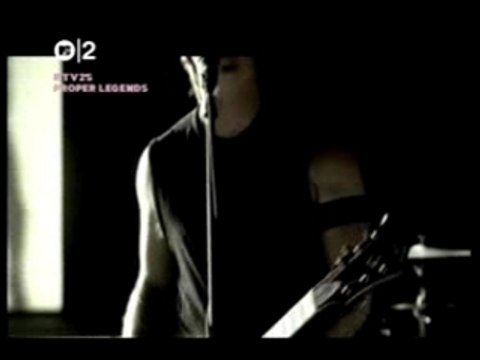 Queens Of The Stone Age - Little Sister