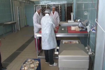 Cezaevinden kasap olarak çıkıyorlar