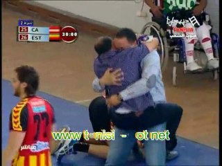 Hand Fin d'une rencontre alarmente EST-CA