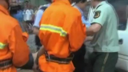 Suicide jumper caught mid-air by firefighters