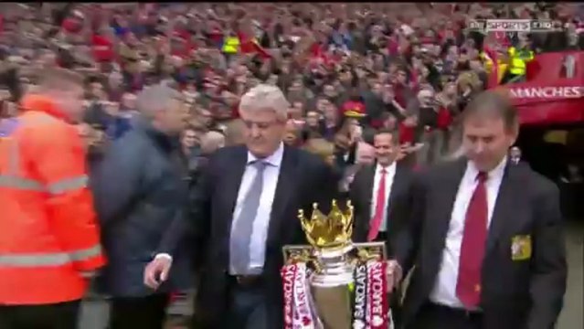 Manchester United 2013 Premier League Champions Presentation - Trao Cúp Vô Địch Ngoại Hạng Anh 2013
