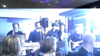 Middle of the night par les Lovecats