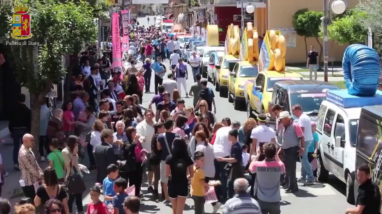 Polizia di Stato - La scorta della carovana Giro d'Italia 2013 (11.05.13)