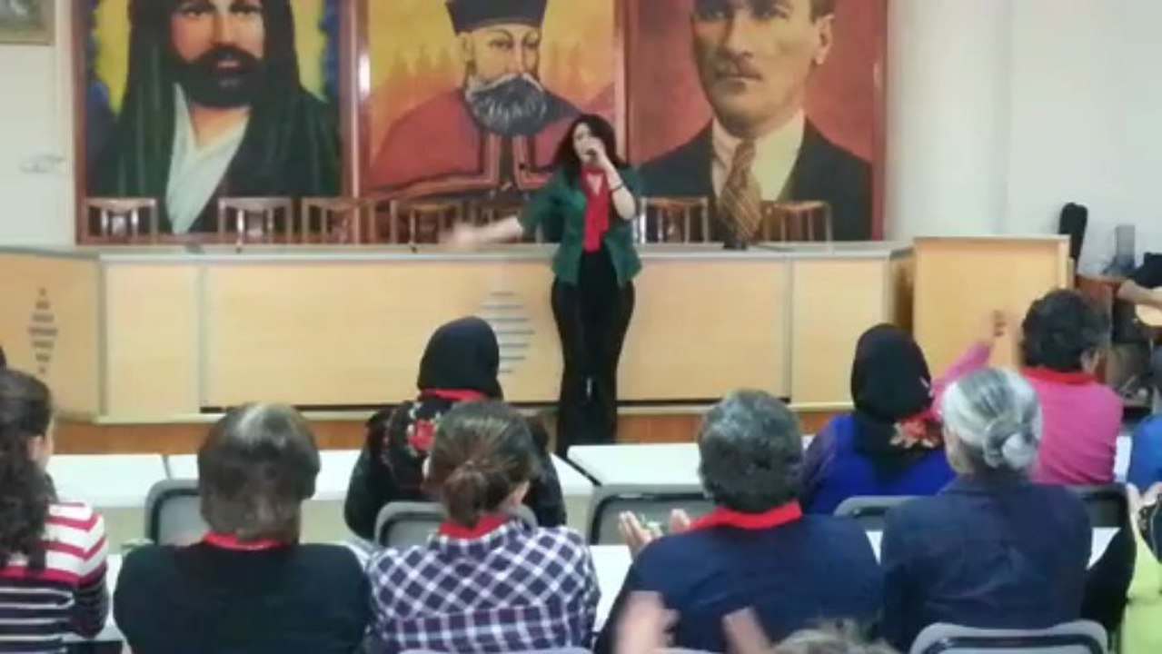 Gamze Ayata Gazi Cem Evi Anneler günü kutlaması