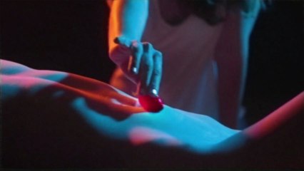 Pendentif - "Embrasse Moi" [clip officiel]