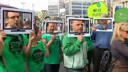 Ada Colau: "El presidente entiende la democracia a través de pantallas de plasma"