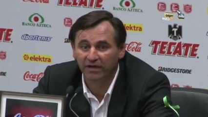 CARLOS BUSTOS- SE QUEDA.mov