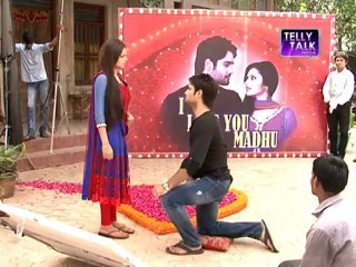 RK & MADHUBALA Romance - RK PROPOSES Madhubala for marriage..!!