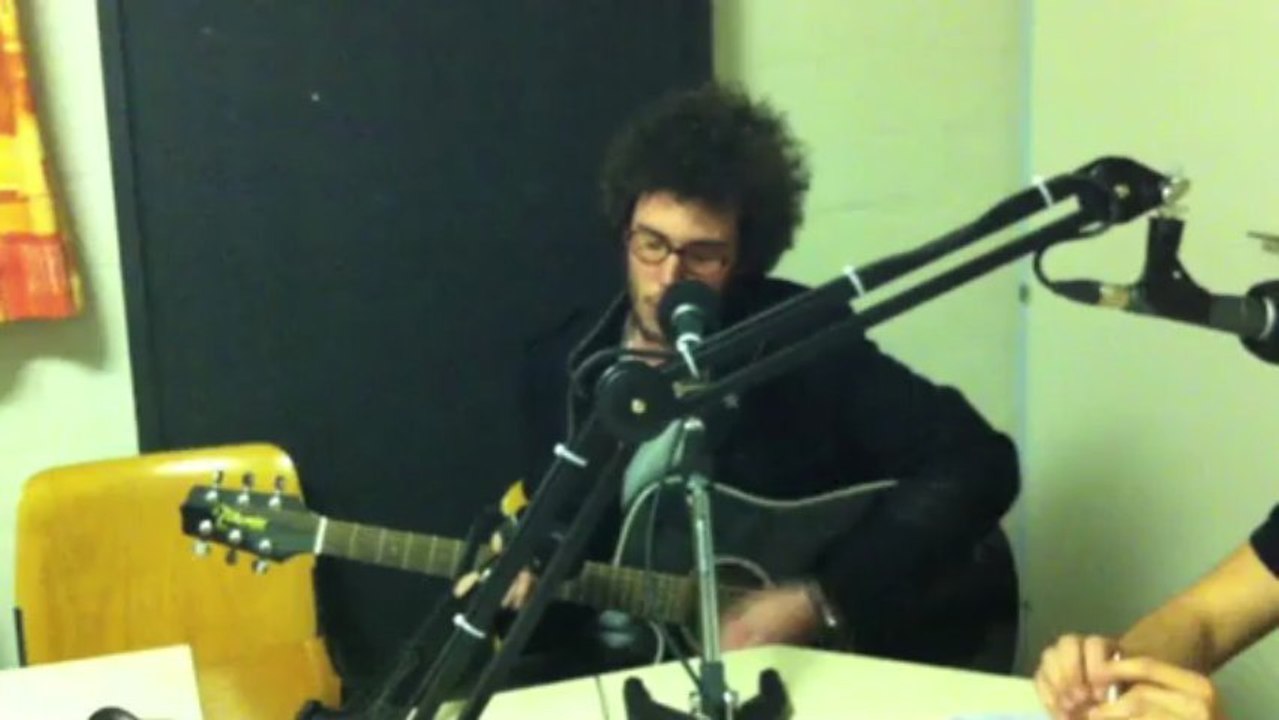 Diego Philips - Reckoning Song / One Day (Asaf Avidan Cover) Live @ LNFM