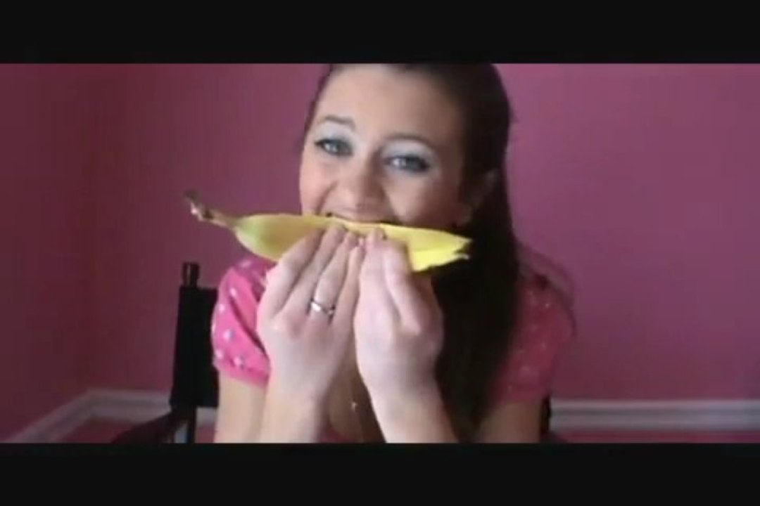 Dr Rodney Aziz - How to whiten your teeth naturally, quick, and inexpensive