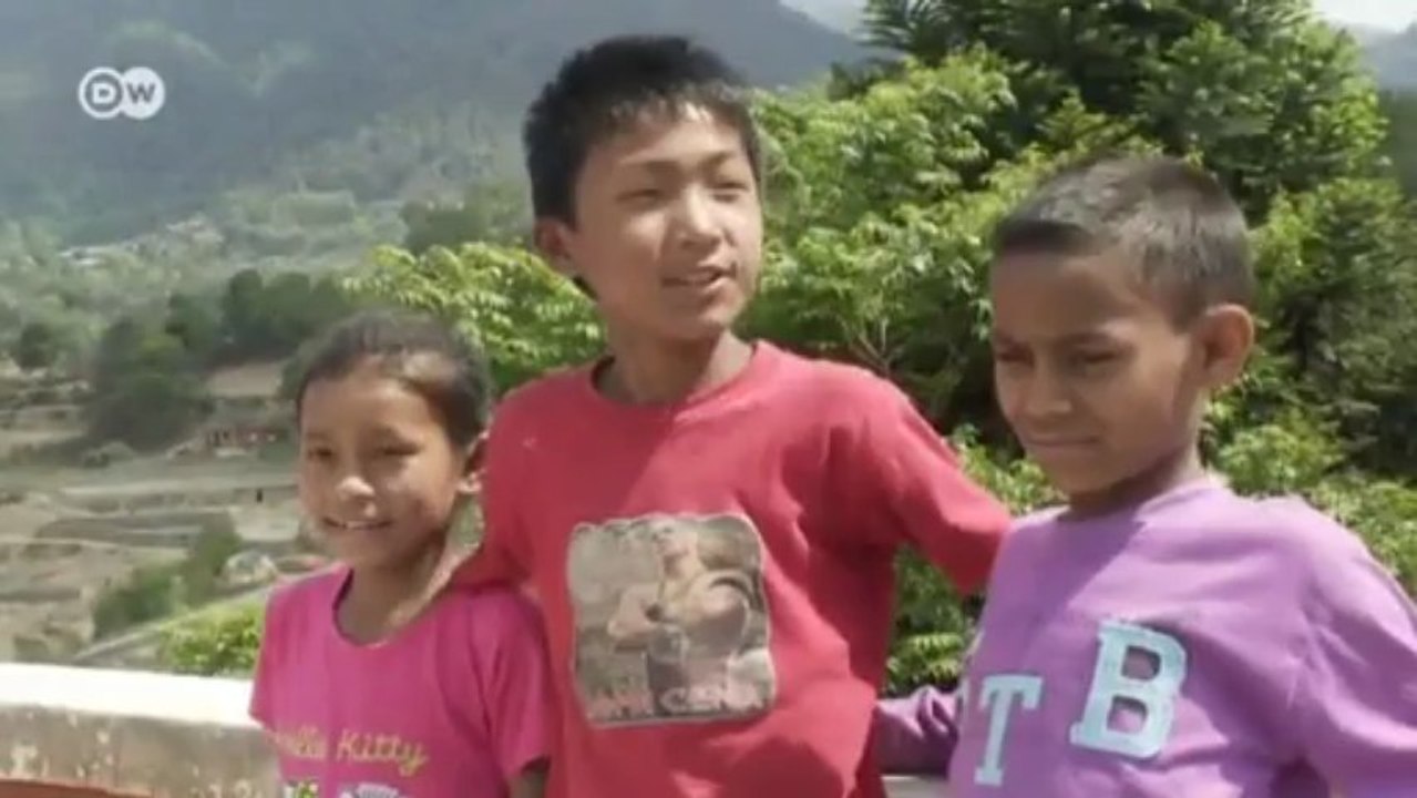 Nepal: Biobriketts statt Feuerholz | Global 3000