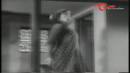 Iddaru Mithrulu Songs - Halo Halo O Ammayi - ANR - E V Saroja