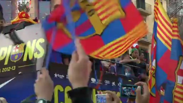 Foot: Barcelone et Manchester célèbrent leurs champions