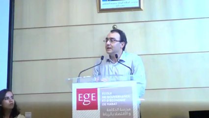 M. Karim Ghellab... Séminaire sur la créativité  à l'école de Gouvernance et d'économie de Rabat.