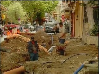 Προσωρινό λουκέτο στην Ζηνοπούλου, λόγω των έργων.