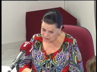 Crónica Rosa: Angelina Jolie se extirpa los pechos para evitar el cáncer