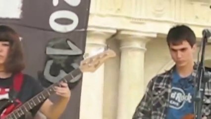 CONCERTO PER PADRE MARELLA . BOLOGNA 28.4.'13 SUNDAY BLOODY SUNDAY coverU2