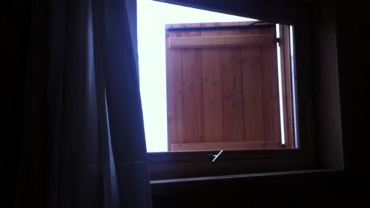 Stores et Fermetures du Prarion - motorisation SOMFY YSLO