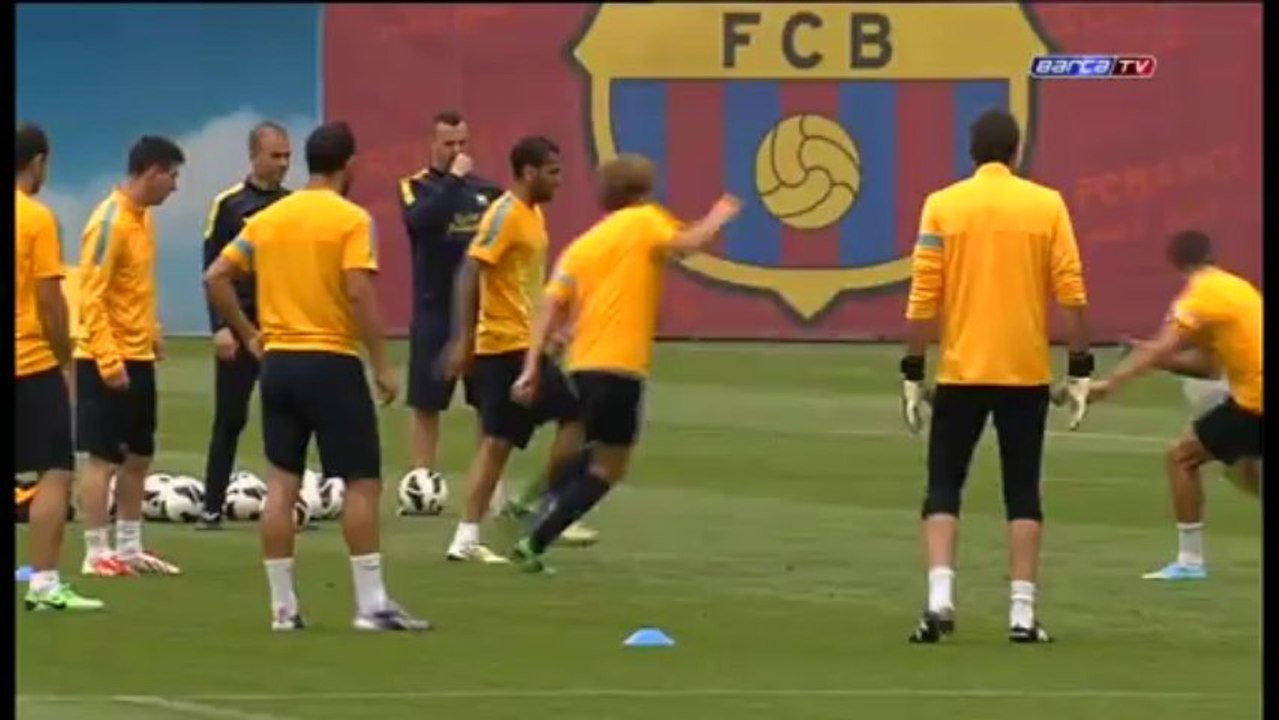 Messi out for 2-3 weeks with injured right leg