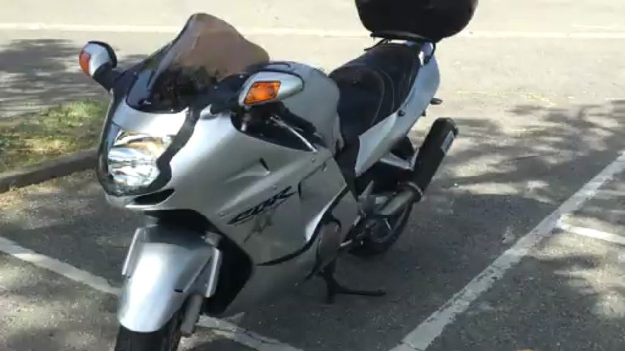Honda super blackbird injection
