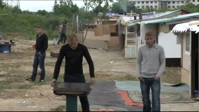 Roms : Expulsés de Ris-Orangis, ils s'installent à Grigny