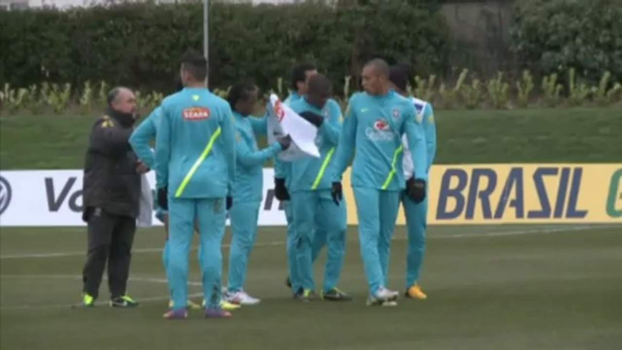 Kakà e Ronaldinho fuori dalla Seleçao per la Confederations Cup