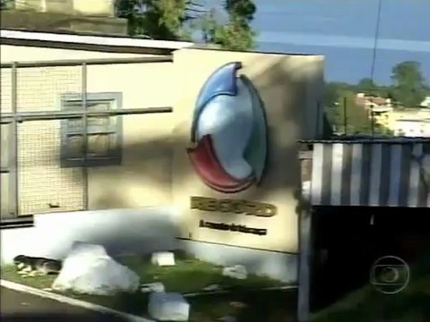 Globo volta a atacar Igreja Universal e Edir Macedo