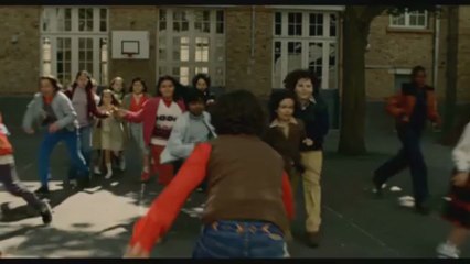 CHRONIQUES D'UNE COUR DE RECRE - Bande-annonce VF