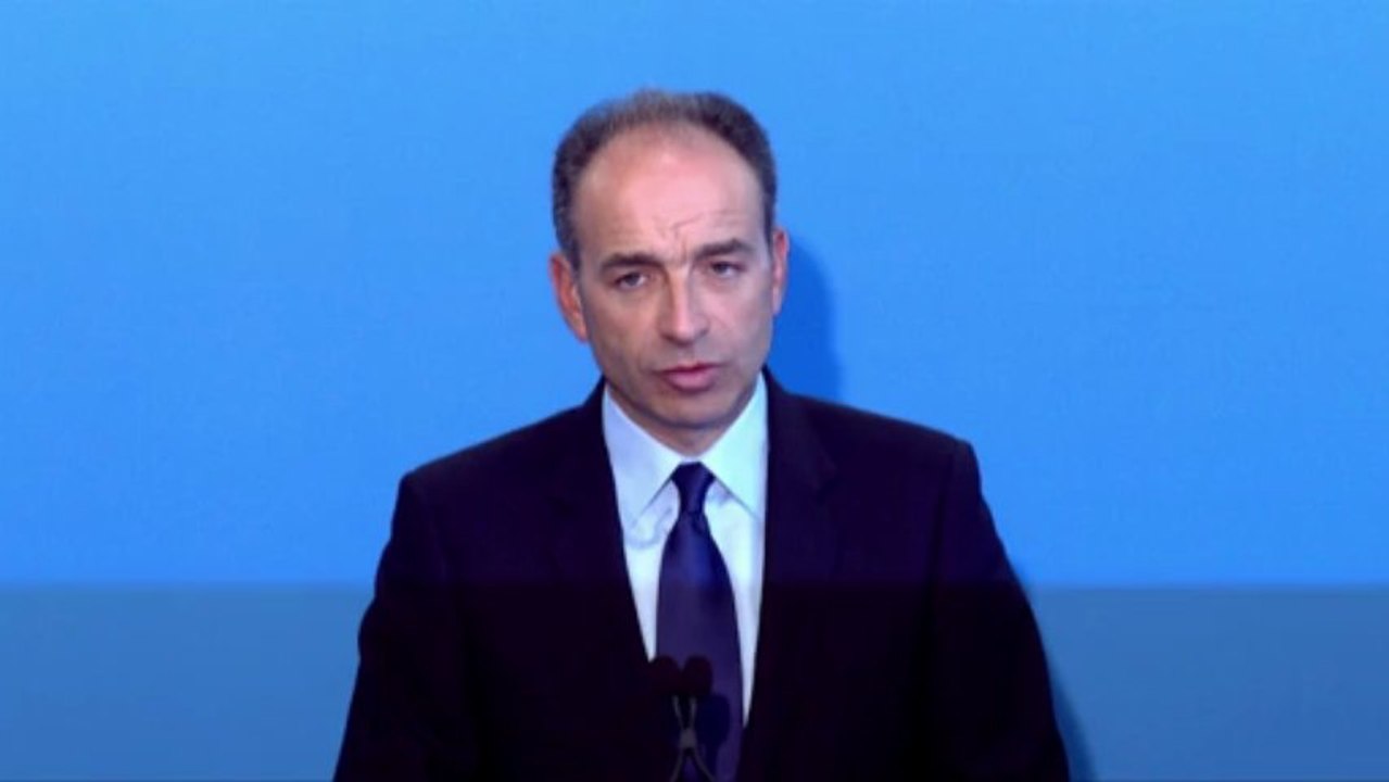 UMP - François Hollande, responsable de la récession