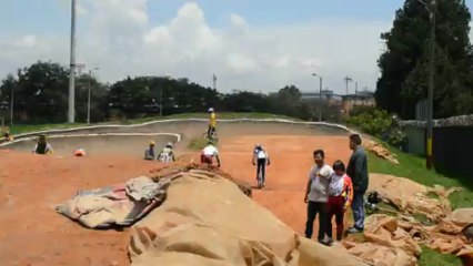 www.bmxinternationalteam.com  Living Colombian bmx