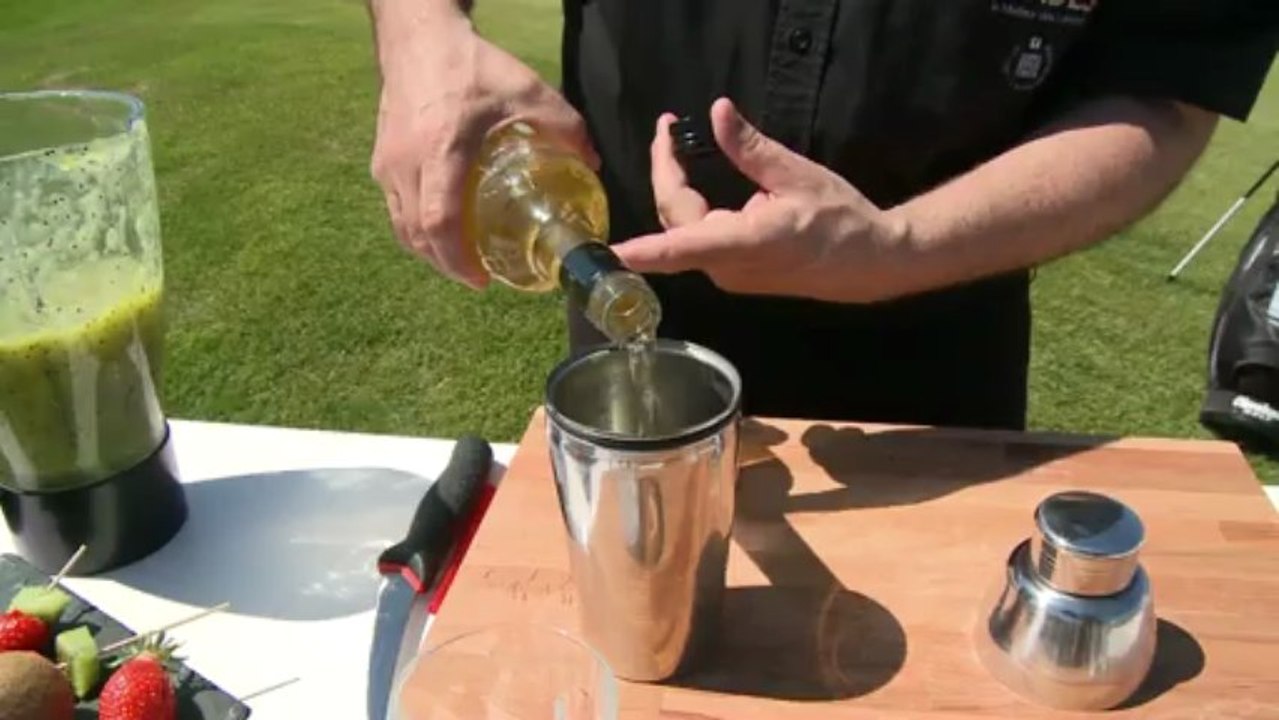 Cocktail vitaminé de Kiwi de l'Adour au Floc de Gascogne