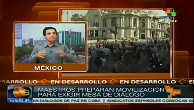 México: profesores marchan contra reforma educativa en día del maestro