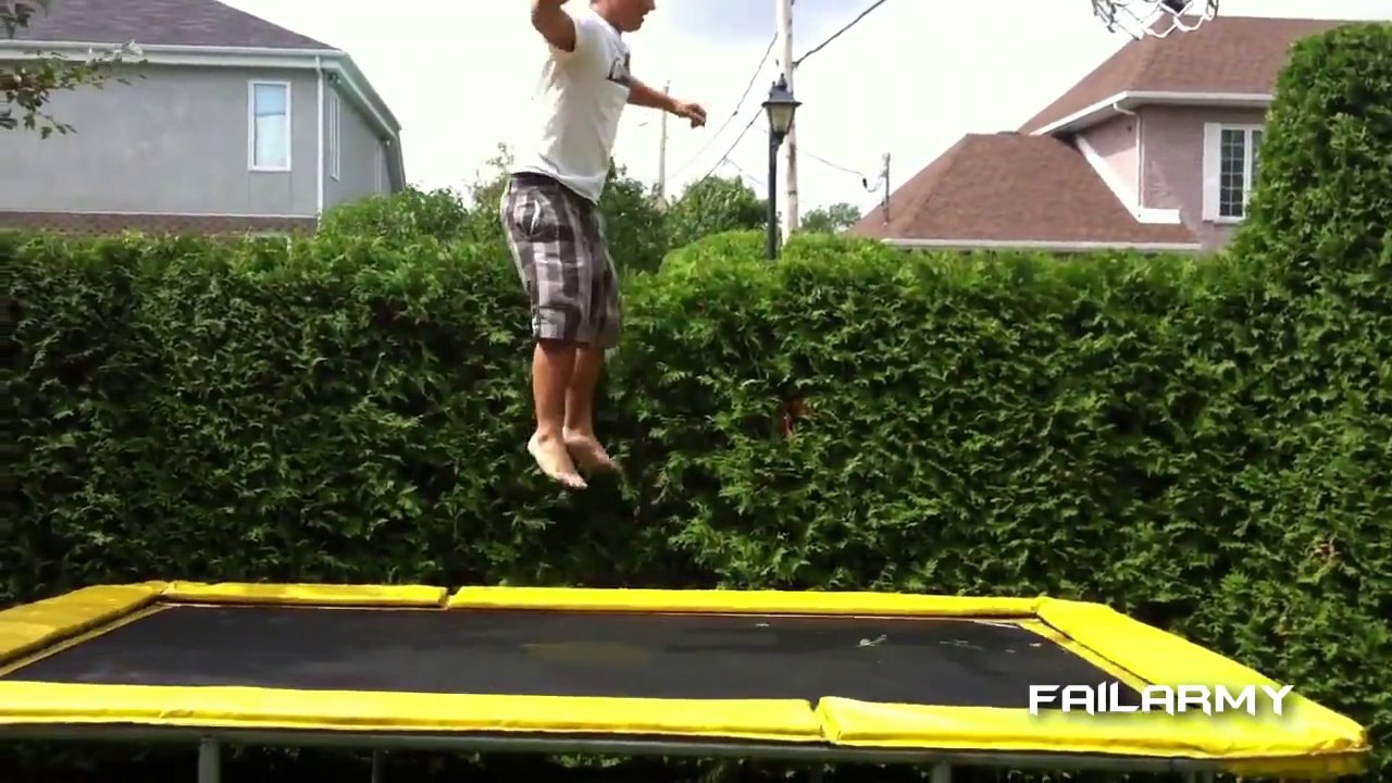 Trampoline Fails Compilation - video Dailymotion
