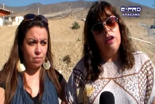 Vecinos de los Olivos de Huasco Bajo dan a conocer su descontento por irregularidades en entrega de viviendas de huasco bajo en la cual ya hay denuncias al respecto en SERVIU