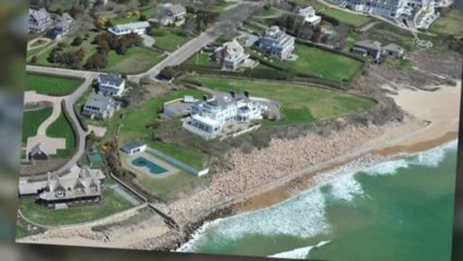 Un fan de Taylor Swift essaie de nager jusqu'à sa maison