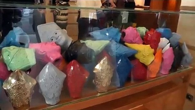 Napoli - Gli occhi di San Gennaro in mostra all'Hotel Mediterraneo (15.05.13)