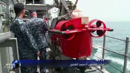 مناورات بحرية في الخليج وسط توتر مع ايران