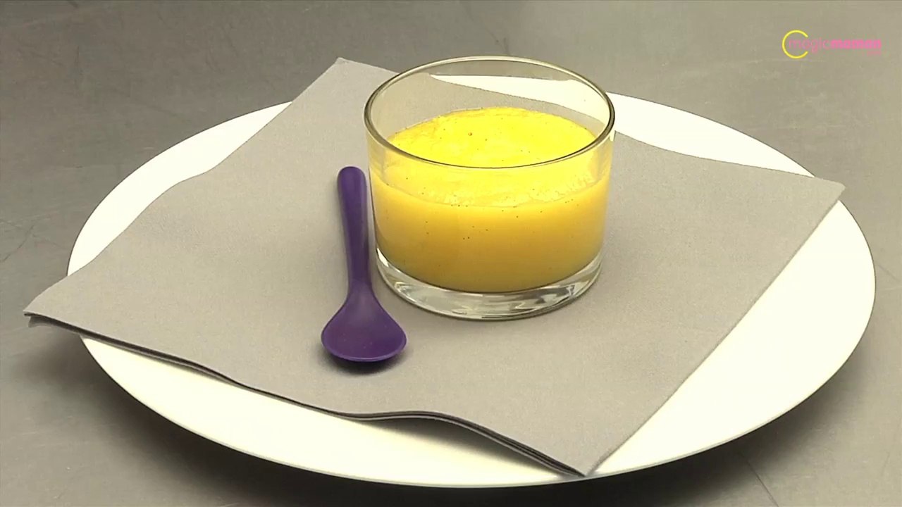 Vidéo : une compote de pomme, poire et banane à la vanille de Bourbon pour bébé de 8 mois (ou plus !)