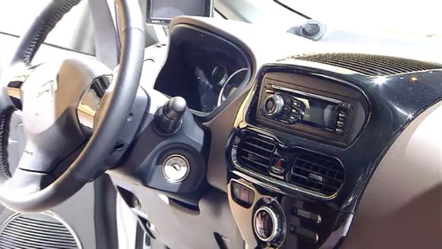 Citroen C-Zero en direct du Mondial de Paris 2010