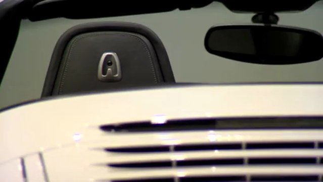 Porsche 911 Carrera GTS en direct du Mondial de Paris 2010