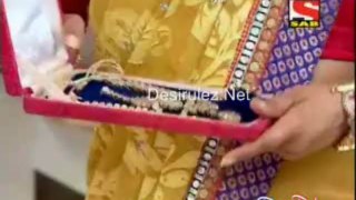 Hum Aapke Hai In Laws 16th May 2013pt3