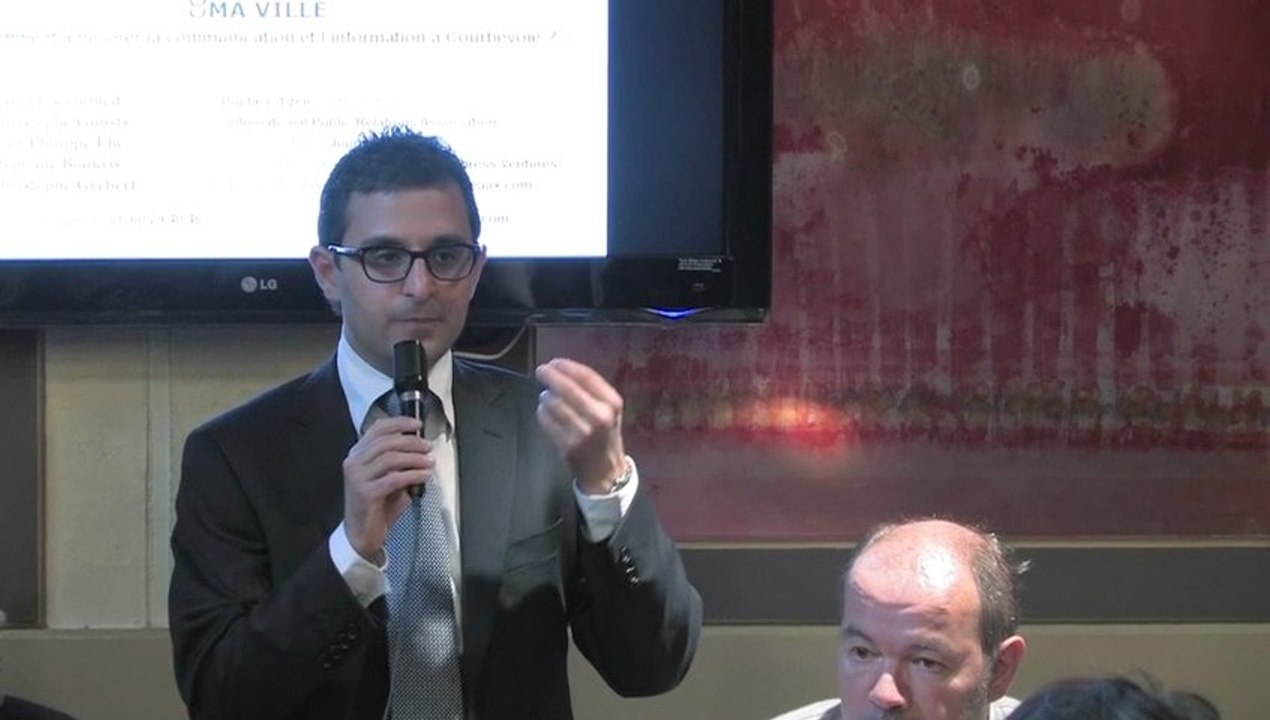Courbevoie 3.0 - débat communication Courbevoie avec Arash Derambarsh