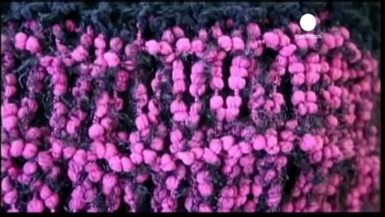 Brazilian prisoners knit their way to freedom