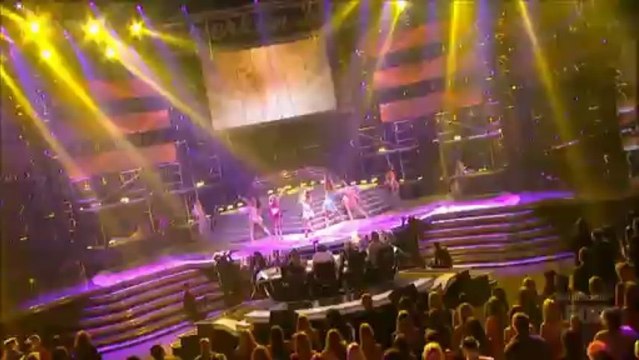 Jennifer Lopez and Pitbull - Live it Up - American Idol 12 (Finale)