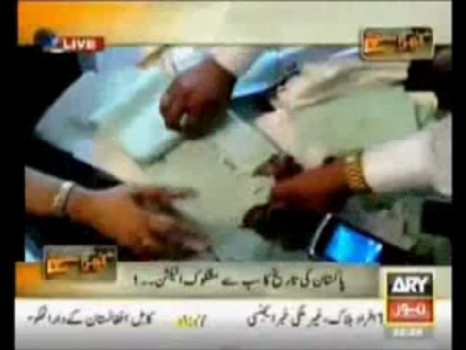 More Leaked Videos of rigging in elections 2013... unbelievable...