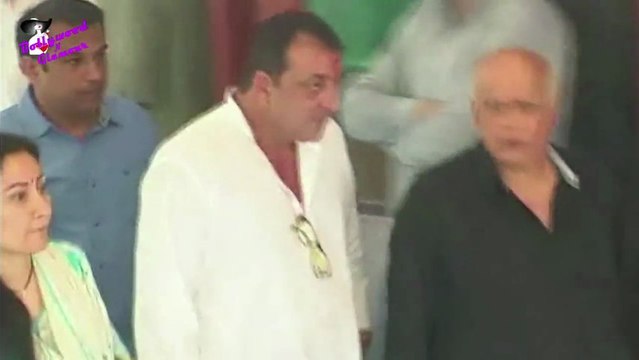 Sanjay Dutt surrenders at TADA Court