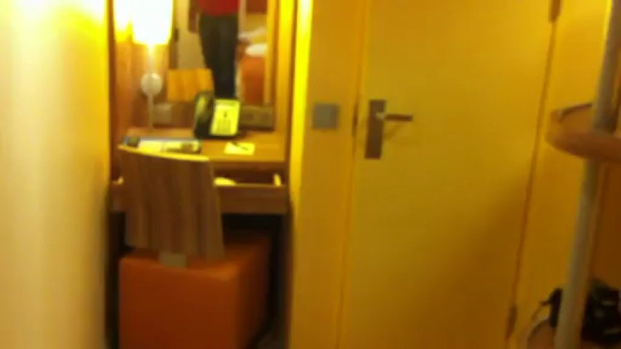 AIDAstella Hafen Reisebüro Fella  AIDAstella