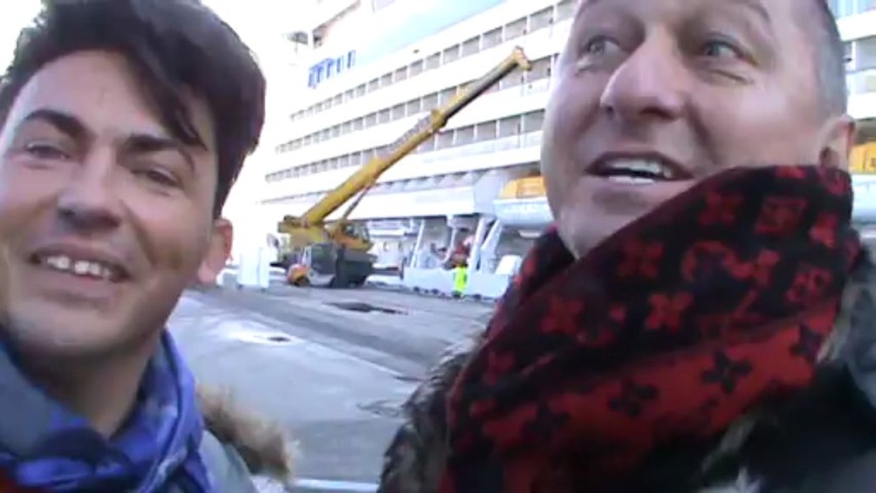 AIDAstella Hafen Reisebüro Fella  AIDAstella